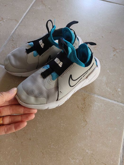 Adidași copii nike flex marimea 28