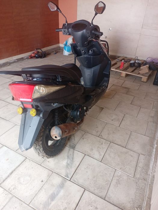 Продам мопед М8 на ходу