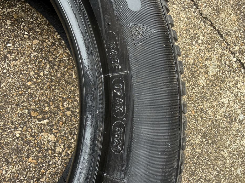 Зимни гуми 215/55/17 BF Goodrich