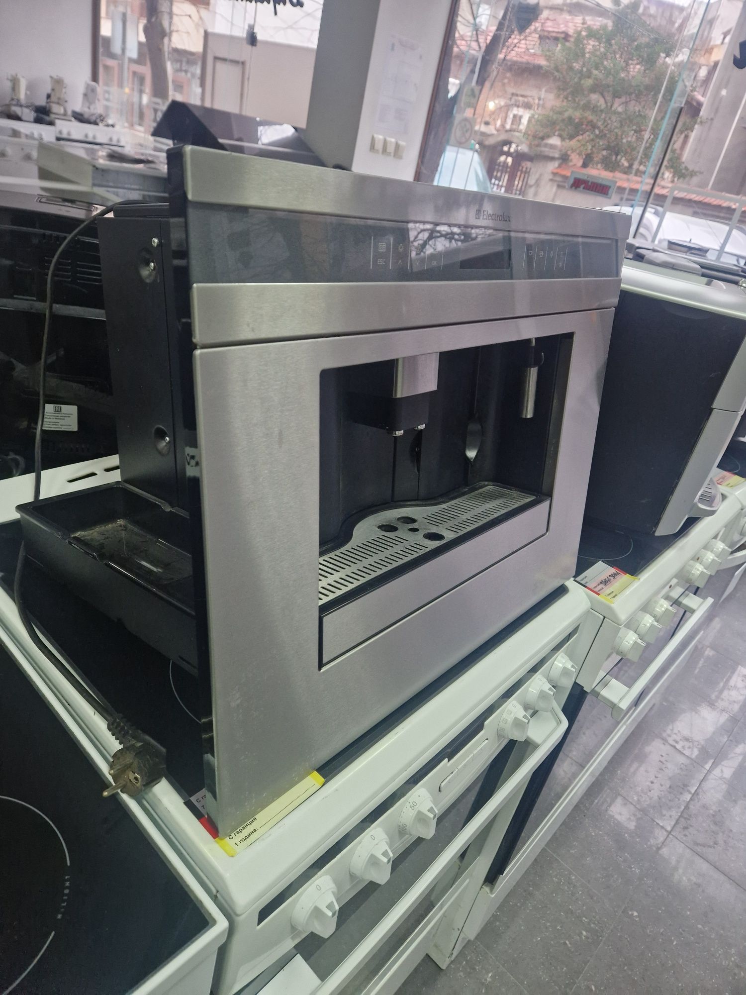 Кафемашина за вгражнане Electrolux