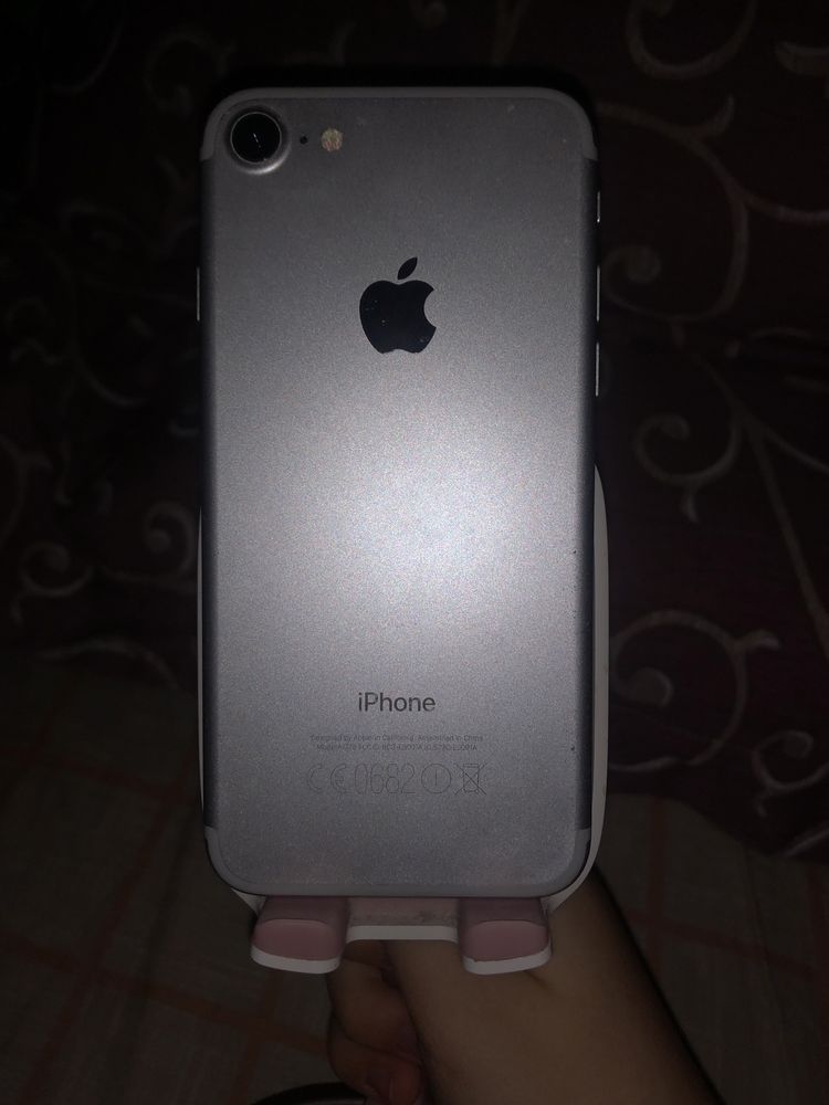 iPhone 7 silver 32gb