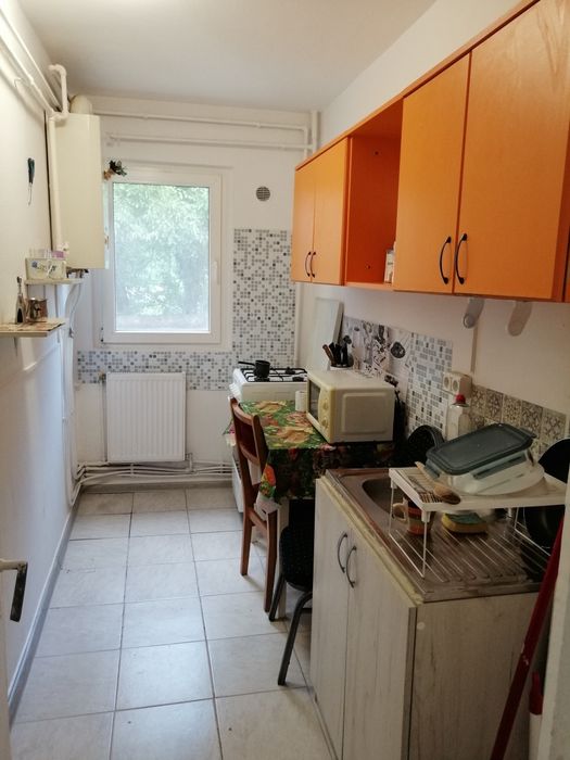 Narcisa - garsoniera parter stradal bloc de apartamente