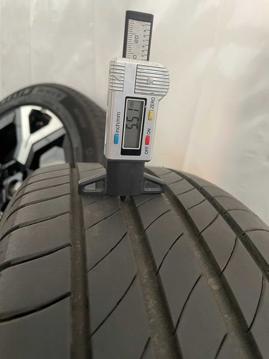 Jante R18 anvelope vara Michelin 195 60 R18 Renault Megane E Tech