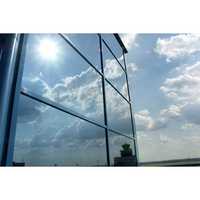Folie cu protectie solara - reflexiva la exterior (ofera intimitate)