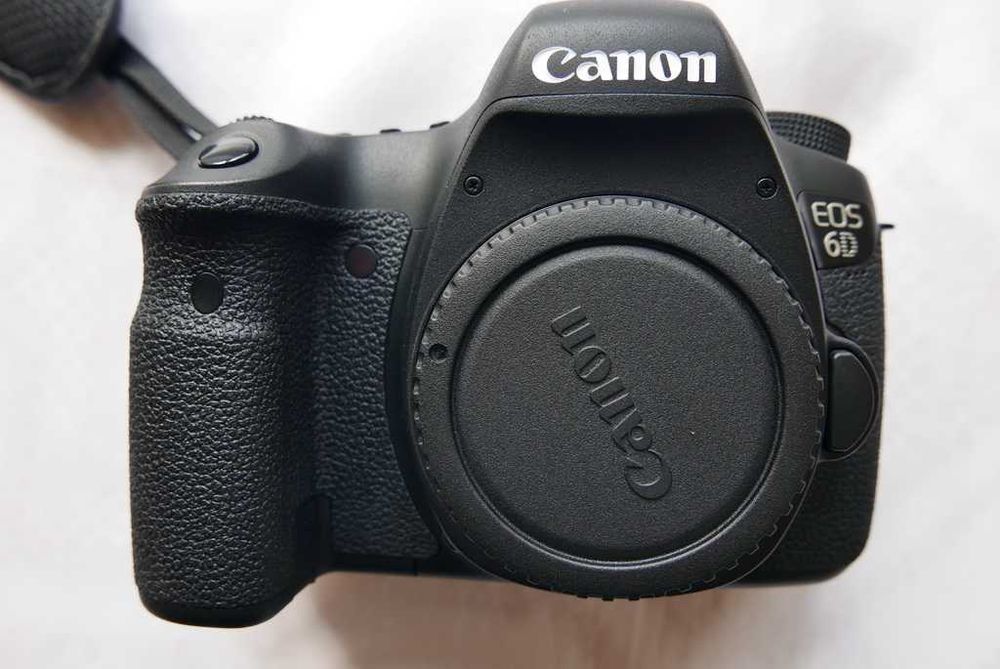 Canon EOS 6D stare noua