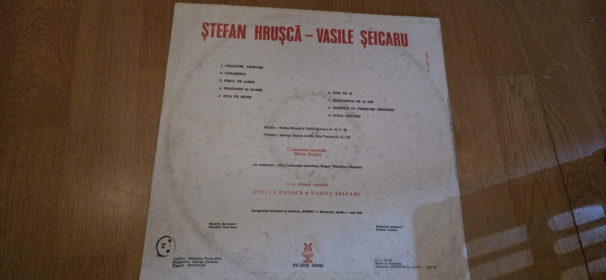 Lot discuri vinil 250-300 de bucati