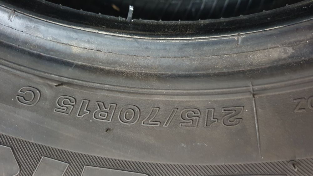 Гума 215 70 15 С дот 16 бриджстоун