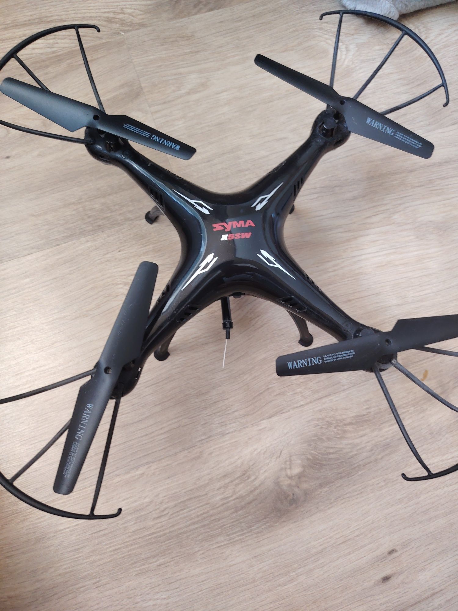 Дрон  Syma  x5sw