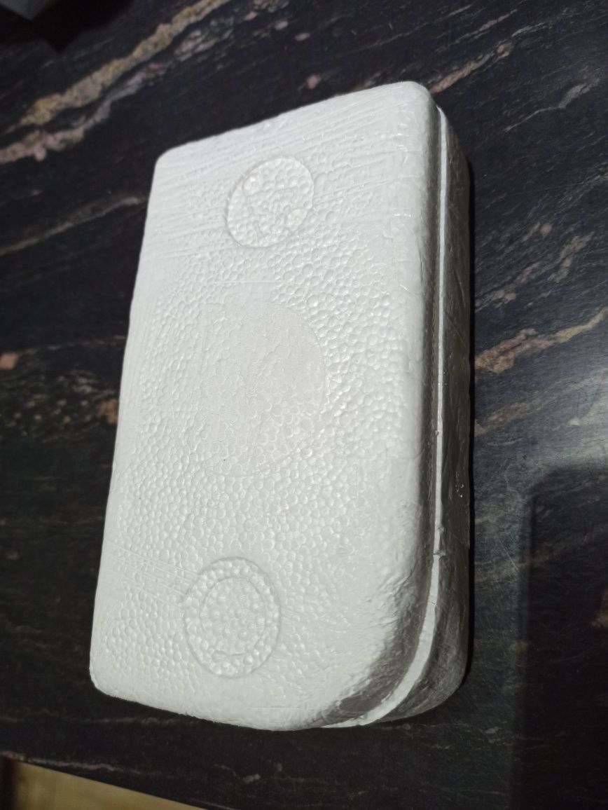 Кейс и тъчскрийн протектори за Xiaomi redmi note 4 и  Redmi non 8 pro