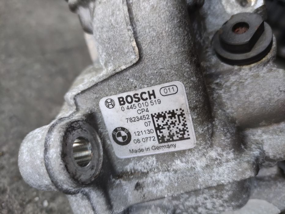 Комплект Дюзи,помпа и рейл за BMW N47 1.6d