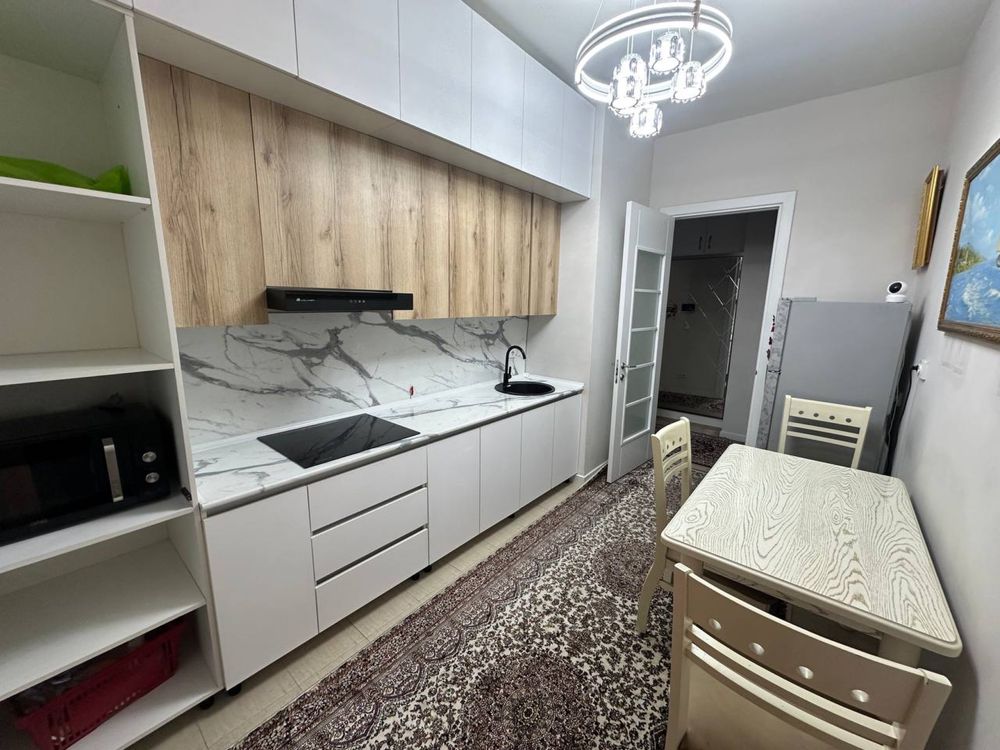 Срочно сдается квартира в Алмазар сити на новостройке