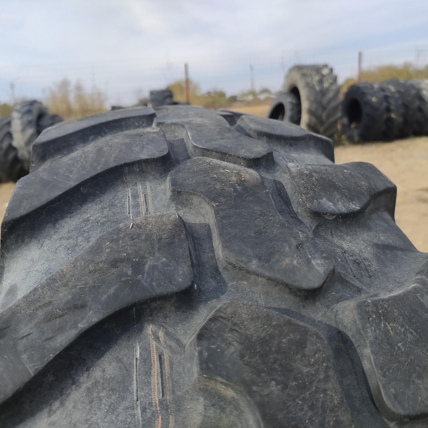 Cauciucuri 335/80R20 Dunlop Anvelope Cu Livrare In Toata Tara