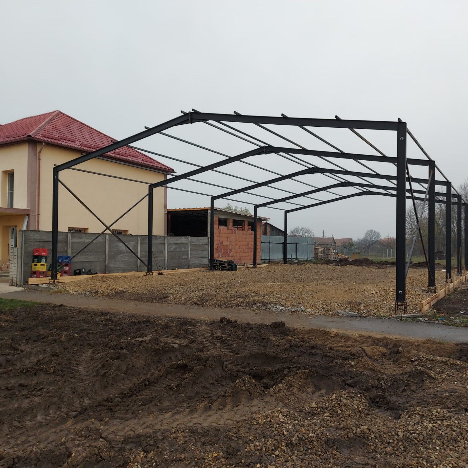 Hale metalice , structuri industriale sau agricole