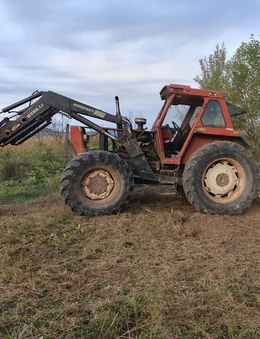 Vând Fiat 1180 cu încărcător frontal