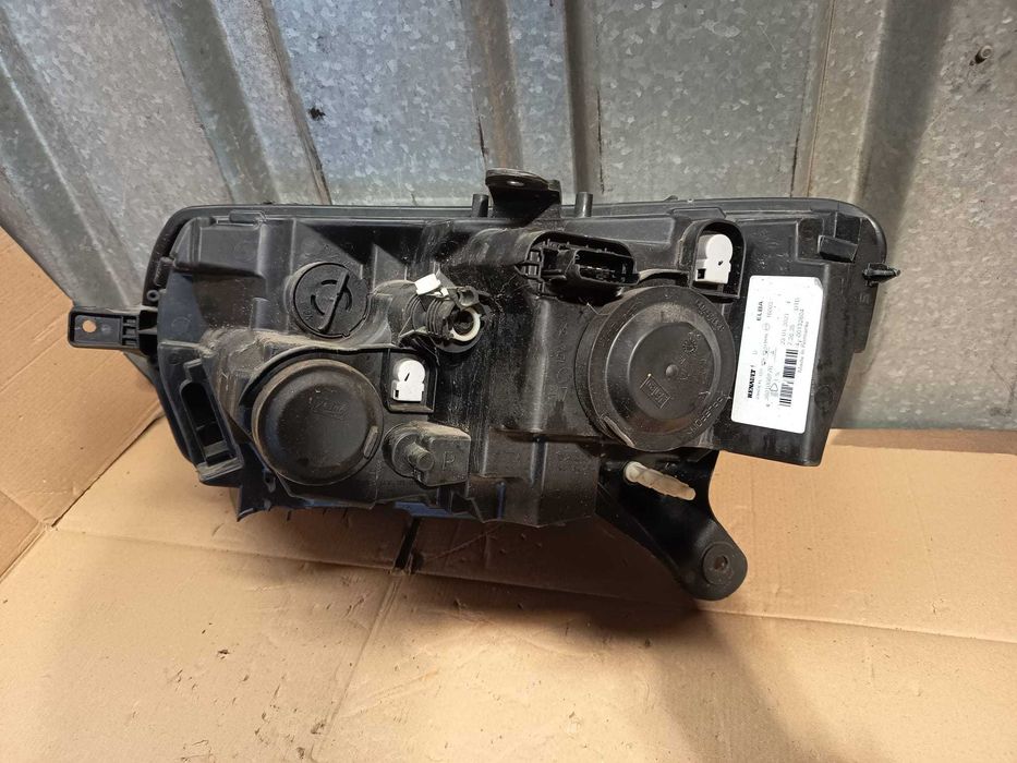 far partea dreapta dacia logan facelift