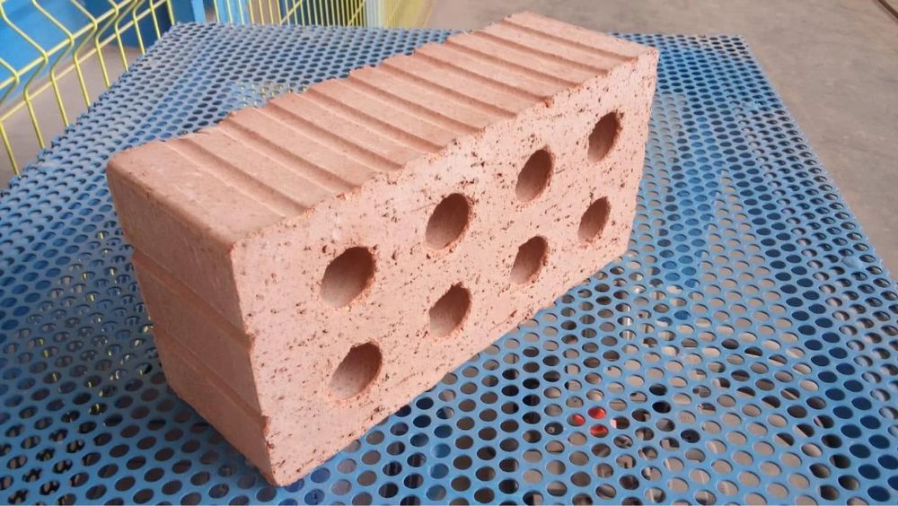 Кирпич Бадамкий Оптом поставка вагонами