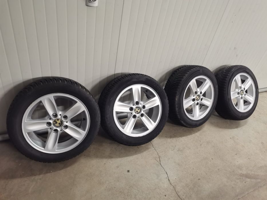Комплект зимни гуми с джанти за BMW – 205/55 R16