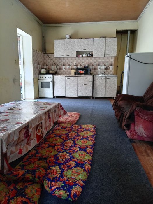 Ховли сотилади 3 сот 6 хона