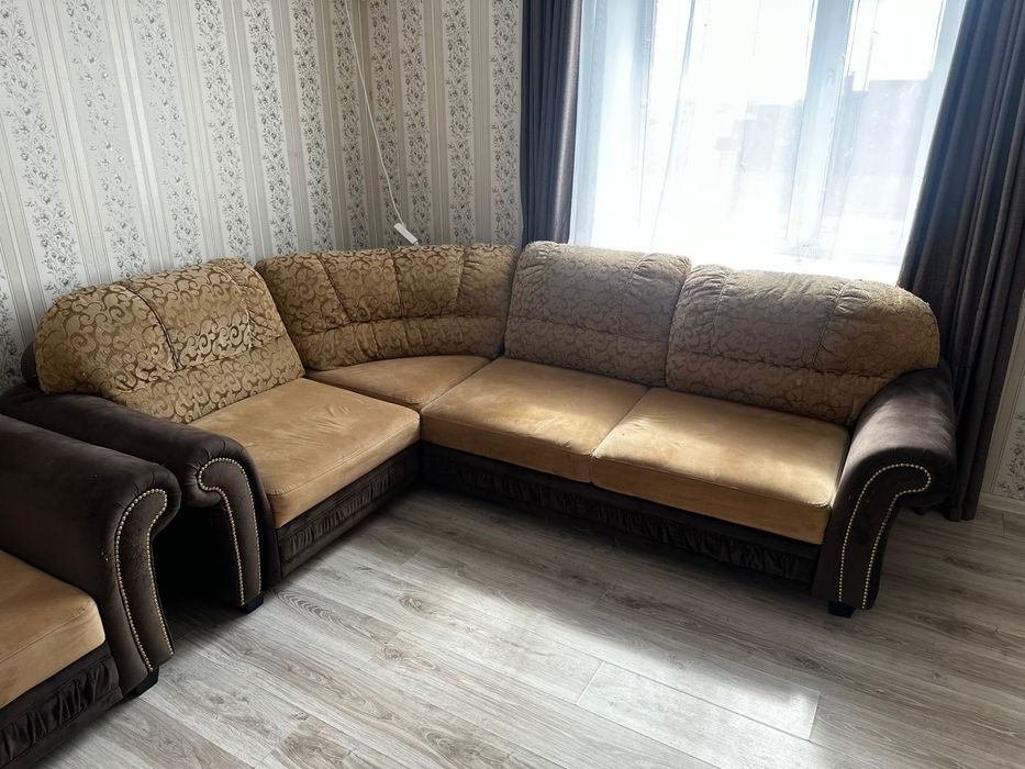Продам угловой диван