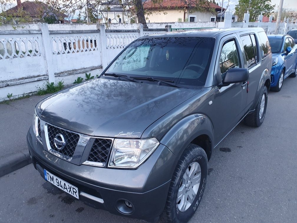 Nissan pathfinder 2.5d 174cai 2008