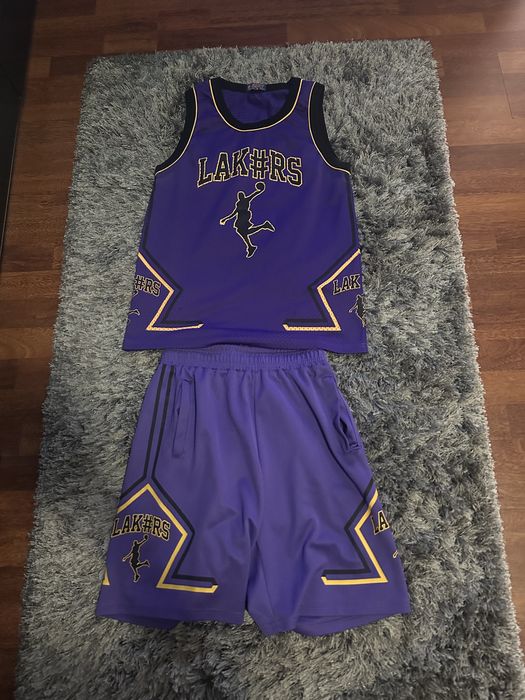 Vand Compleu maieu si pantaloni NBA