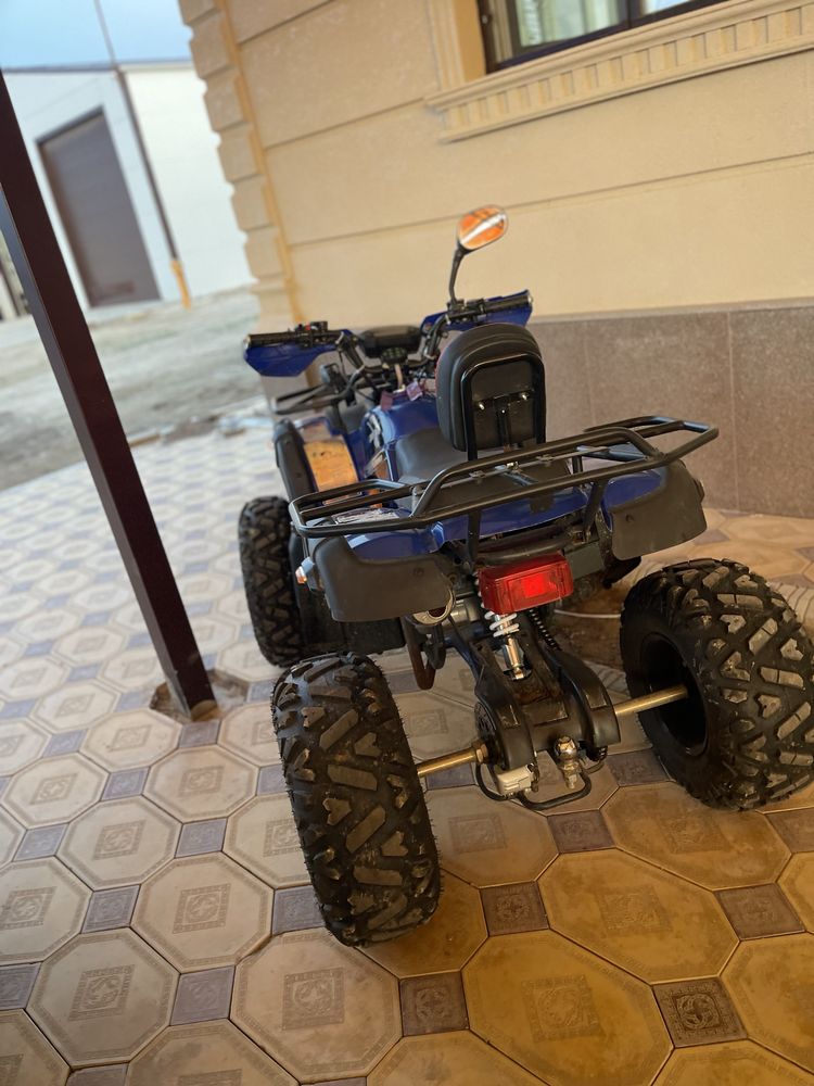 Atv GRIZLI 200  в хорошем состояний