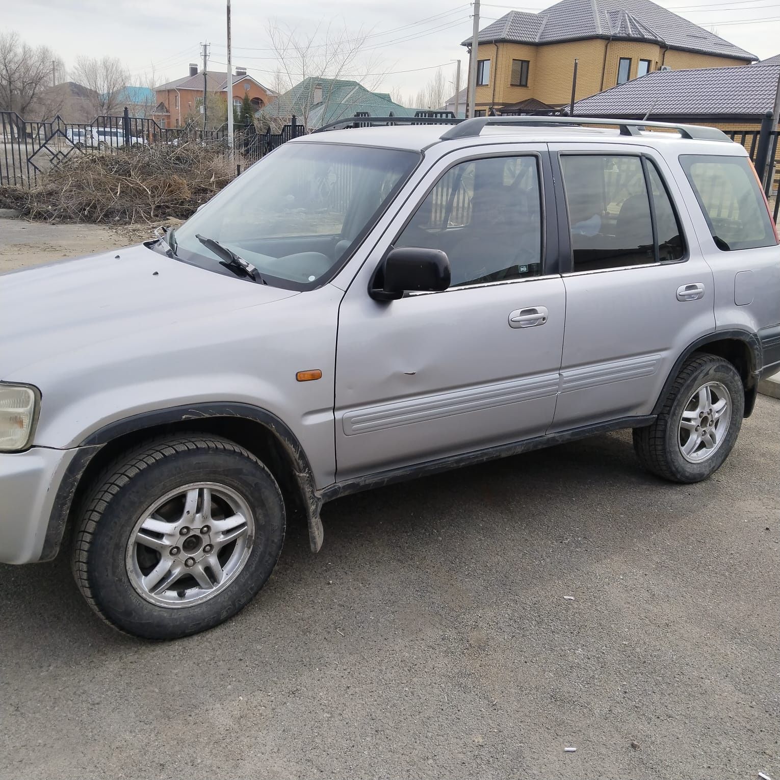 Продам  автомобиль Honda CRV