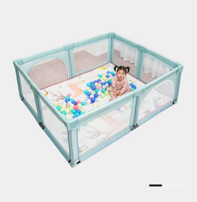 Манеж в среднем состоянии