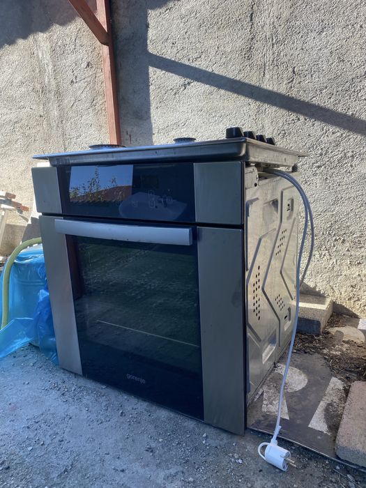Cuptor electric Gorenje + plita gaz Candy - incorporabile