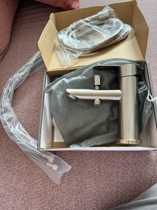 Смесител за мивка с душ