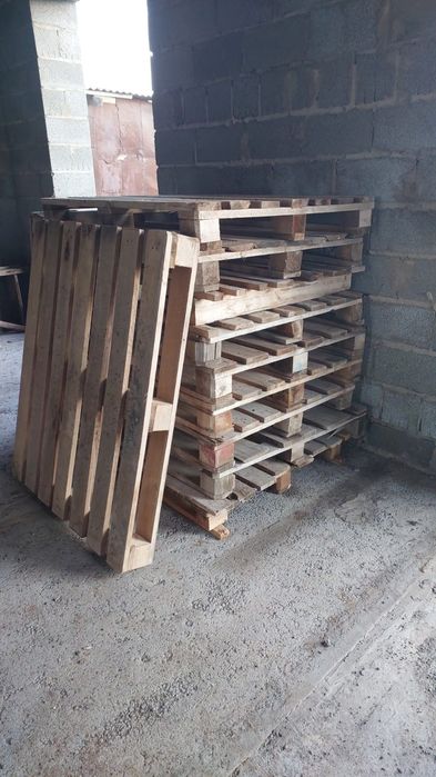 Продам поддоны 700