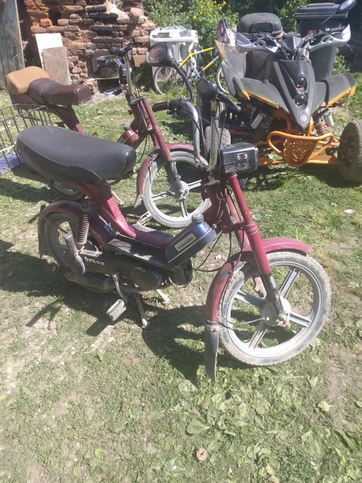 Vând două Mopede bravo