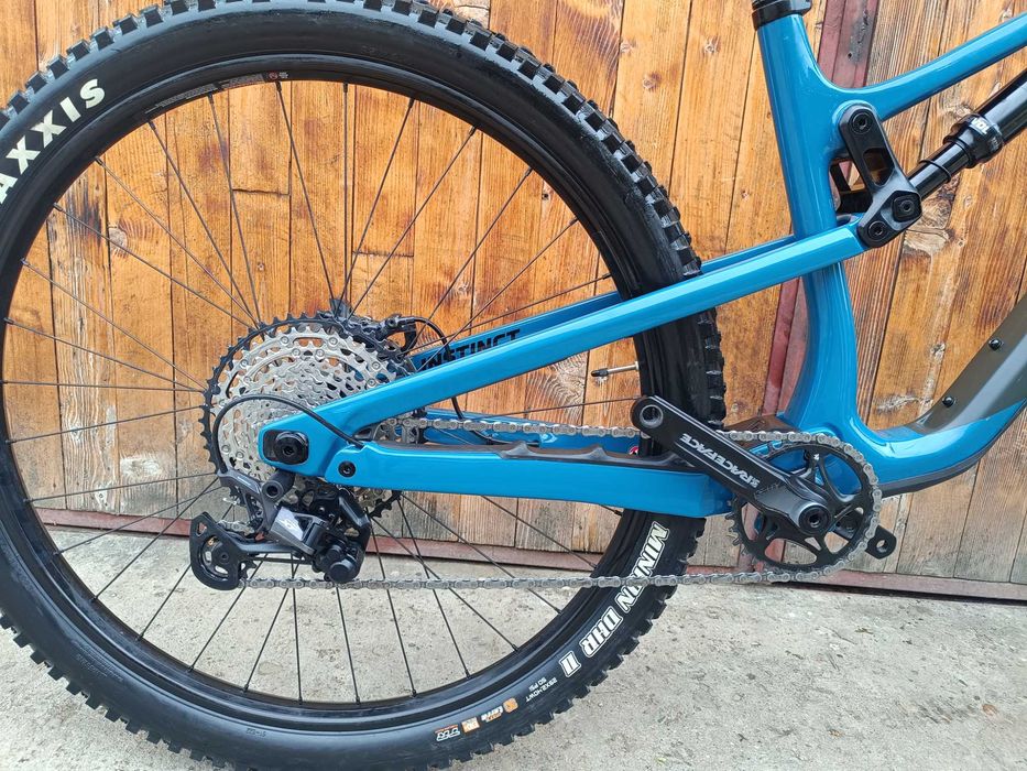 Rocky Mountain instinct 50 carbon 2023