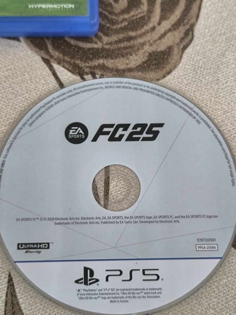 Продавам ЕA FC24 и EA FC25 PS5