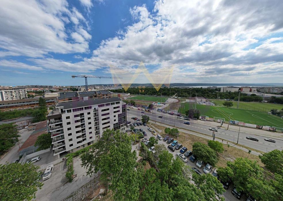 Продава се Тристаен апартамент в Варна, Победа - 83 кв.м за 1802 €/кв.м - Снимка #11