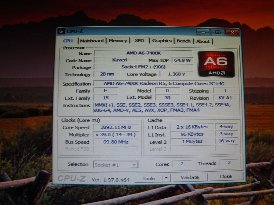 Procesor AMD A6 7400k 3.9Ghz APU socket FM2+ 2CPU 4GPU + cooler nou
