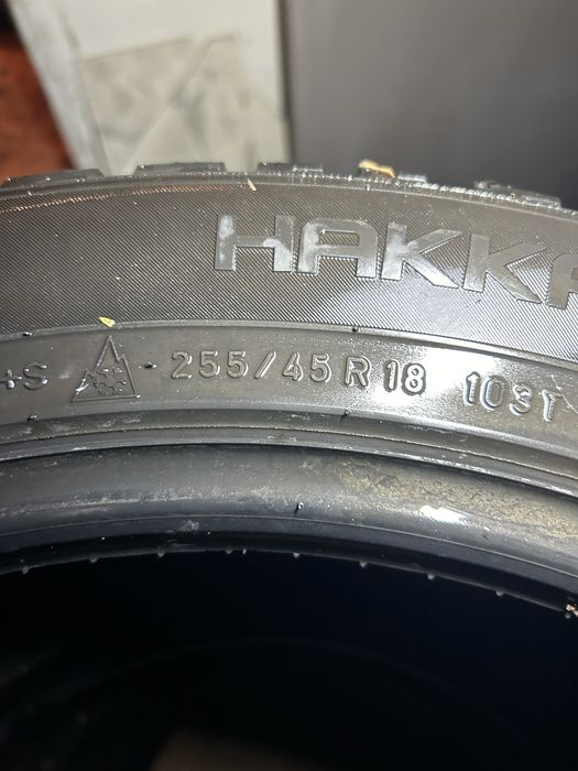 255/45/18 зимные шипы
