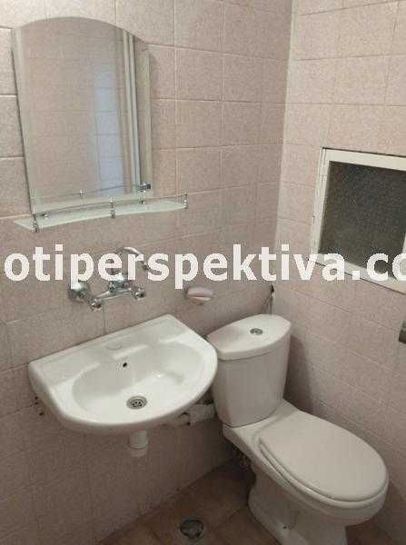 Продава се Двустаен апартамент в Пловдив, Кючук Париж - 47 кв.м за 1783 €/кв.м - Снимка #13