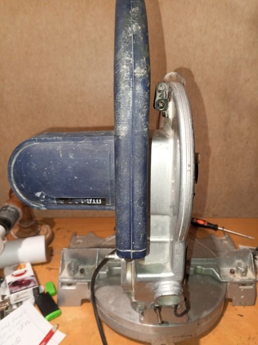 Торцовочная пила Диолд.