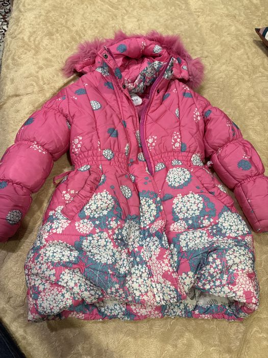 Куртка на девочку