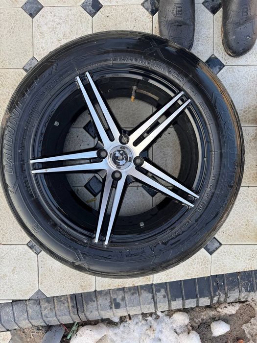 Диска сотилади R16