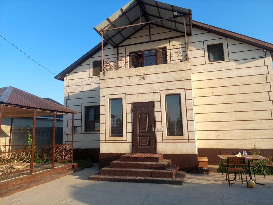 Продам добротный дом