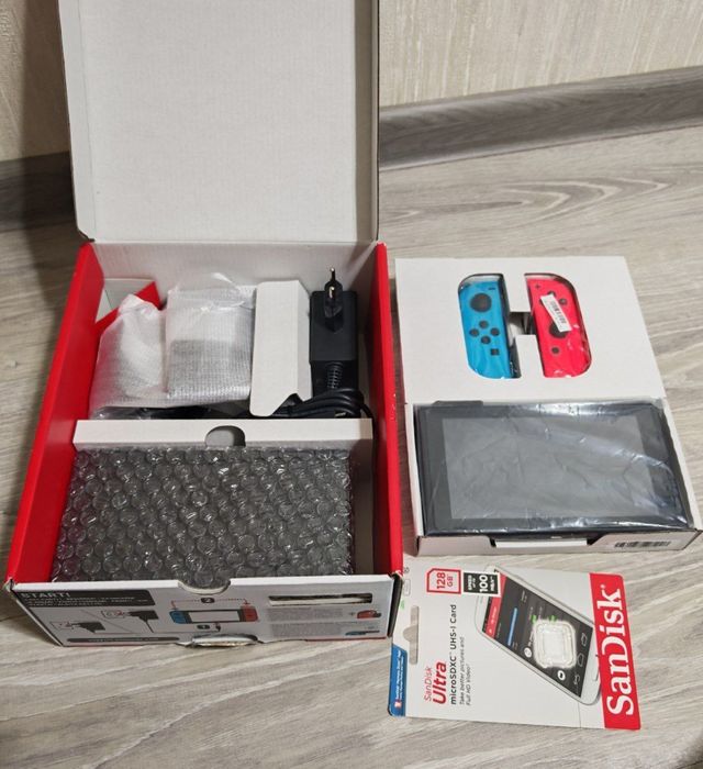 Nintendo Switch V2 с лучшими играми