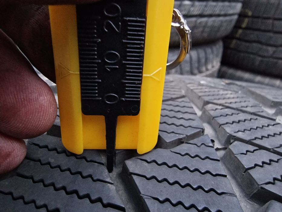 Anvelope 255/35R19 marca Continental, DOT 2019,7 mm