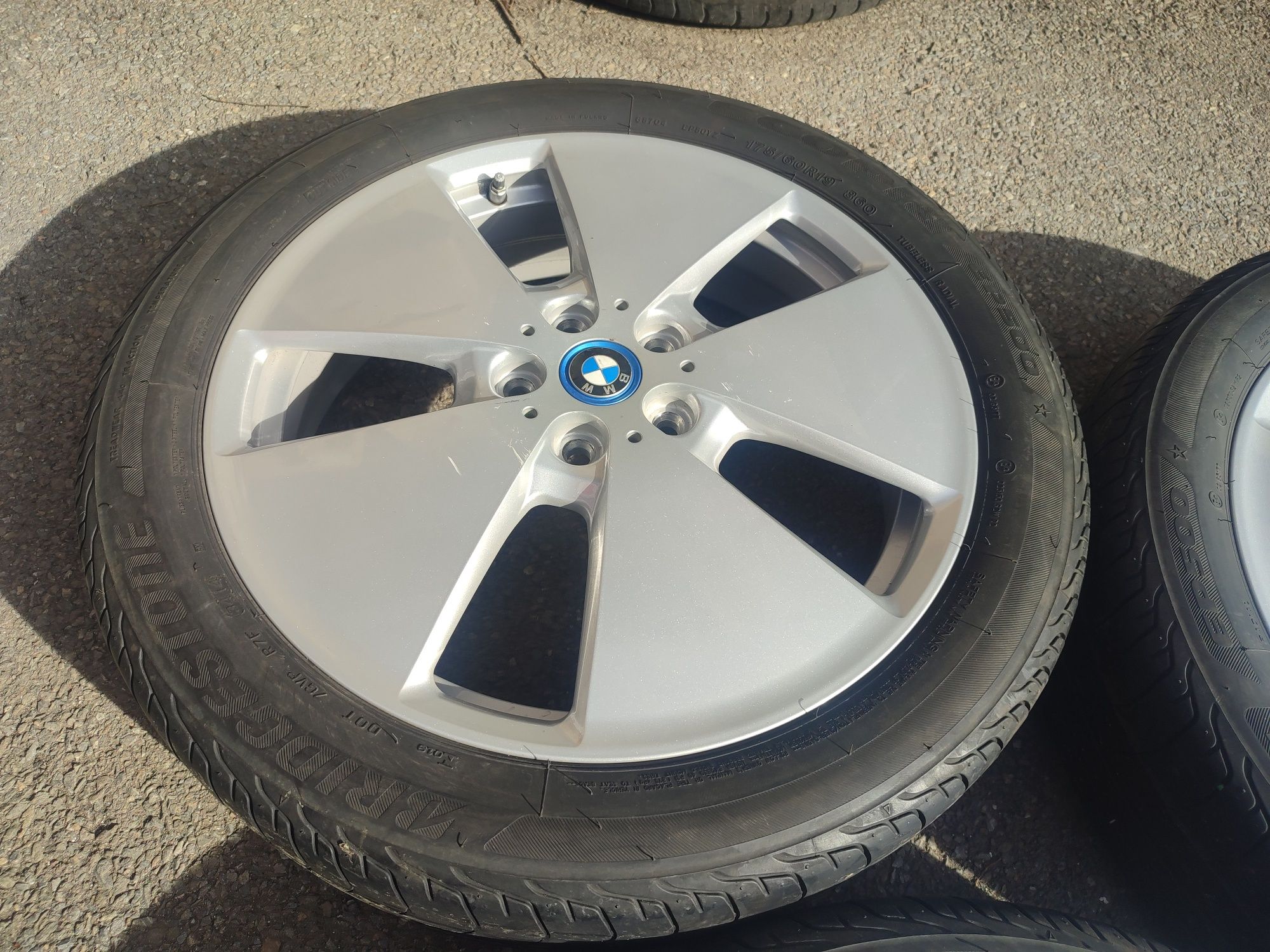 19" оригинални алуминиеви джанти за BMW i3.