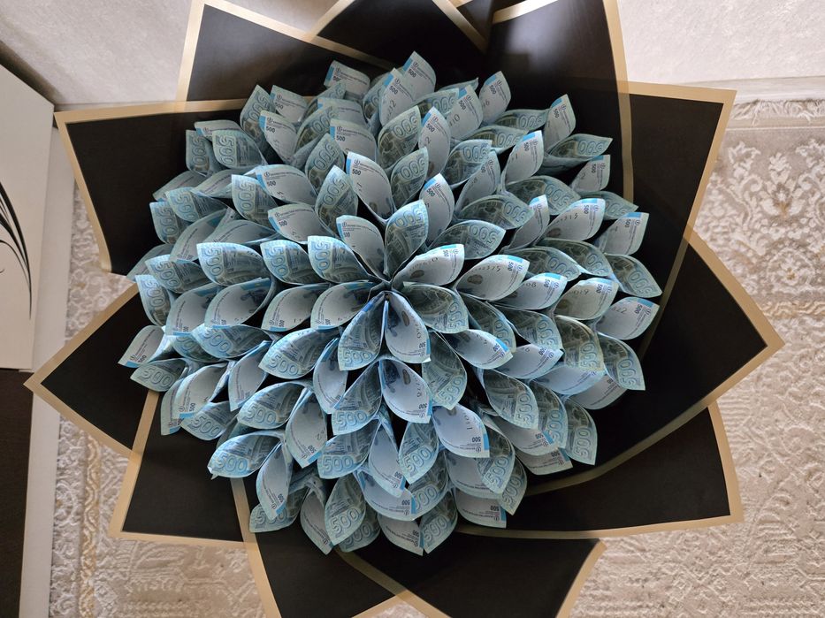 денежный букет  60шт купюра