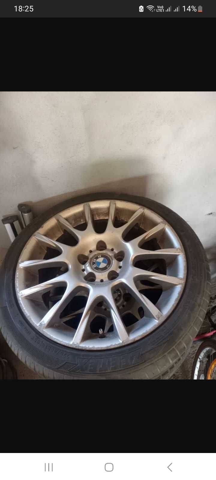 Vând urgent trei roți aliaj BMW r18 și 4 jenți Passat R16