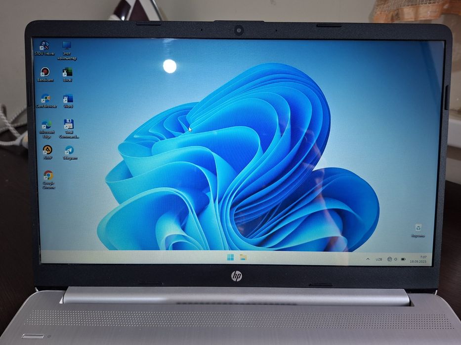 Noutbuk HP (grey) 2021
