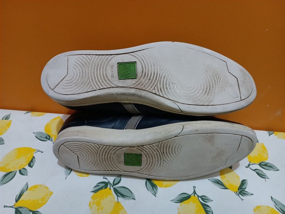 Hugo Boss кожени N 44 - 29 лв