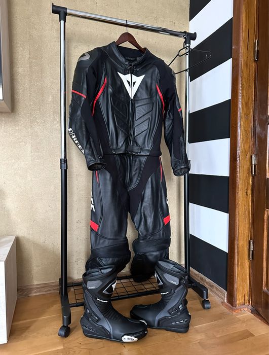 Costum doua piese DAINESE